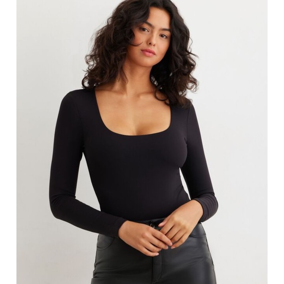 Maren Sculpt Long Sleeve Square Neck - Picture 3 of 13